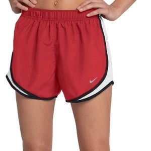 Nike Tempo running shorts red